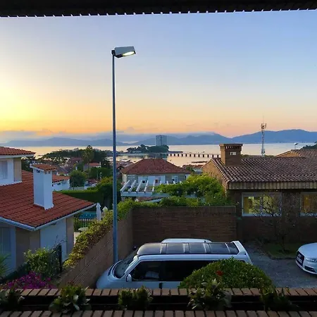 Prázdninový dům En Vigo Oya